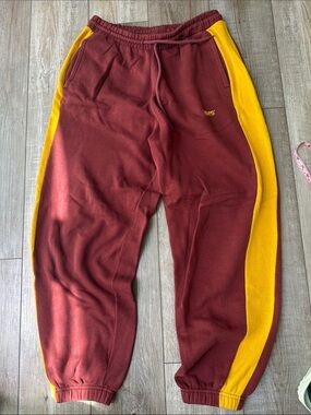 Maroon & Yellow Levi’s Jogger Sweatpants